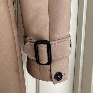 Zara trench coat. Good condition, minimal wear.